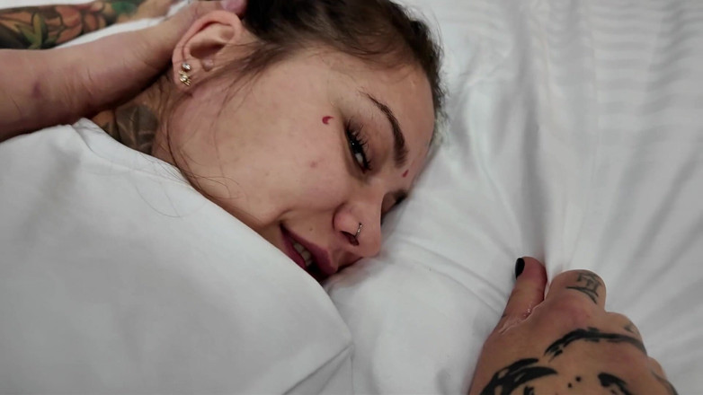 Amateur Homemade Porn: Sex s mojí íránskou nevlastní sestrou