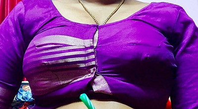 Desi Mohini: Sesi urutan panas MILF berpantat besar