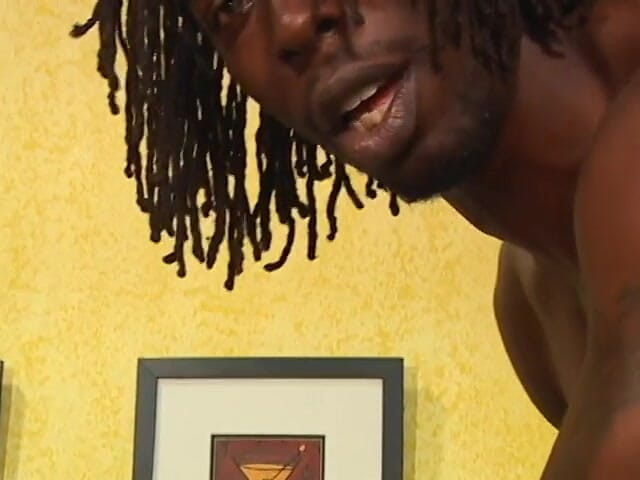 First Black Sexperience: Grote zwarte pik en strakke Aziaten