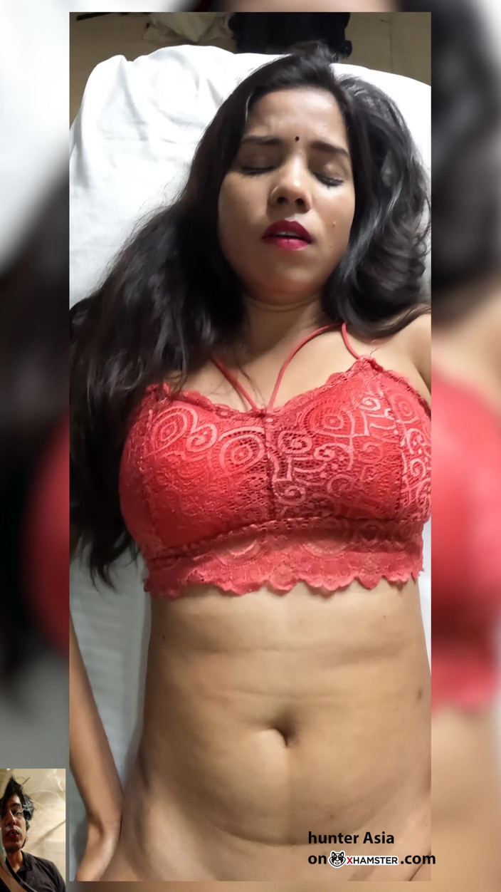 hunter Asia: She Likes My Fingers and Dick in Her Tight Pussy