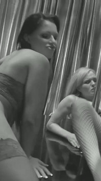Classic Lucky Guy Got Sex with Three Busty Strippers in the Club