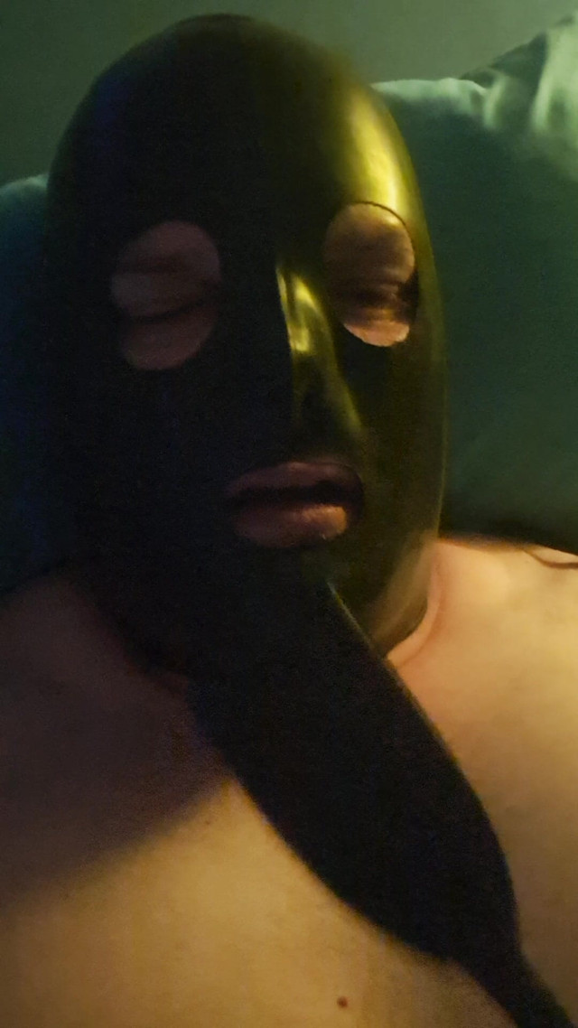 A Naughty Sissy Slut... (Fickspecht)