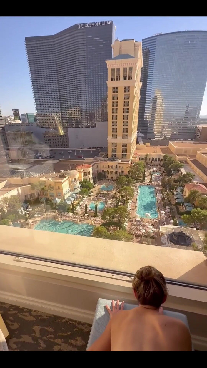 AvaZev: Berkongkek cepat di hotel