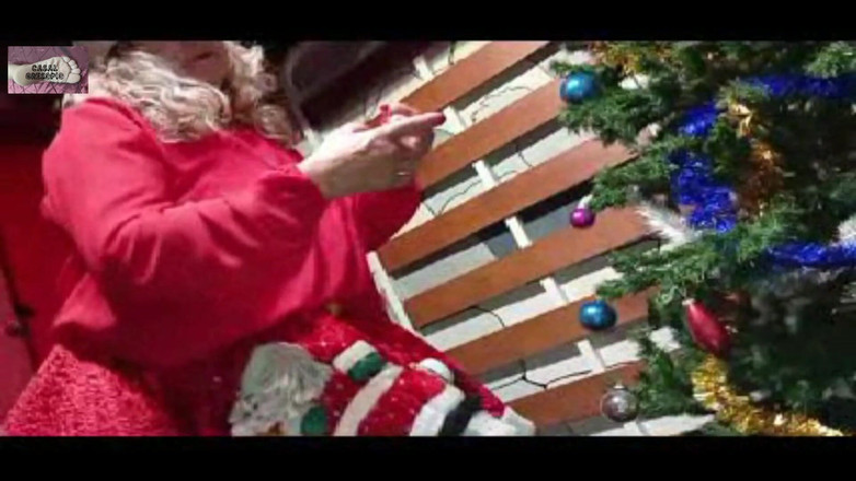 Casal Gresopio Feet: Kaki ibu tiri saat natal sambil dudukin pohon natal 2025