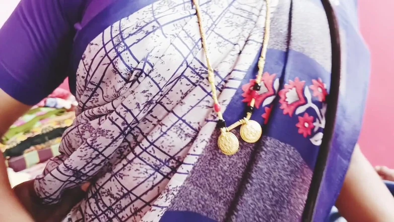 Telugu honey lips: 印度性医生，泰卢固性感纱丽医生操病人，泰卢固肮脏的谈话