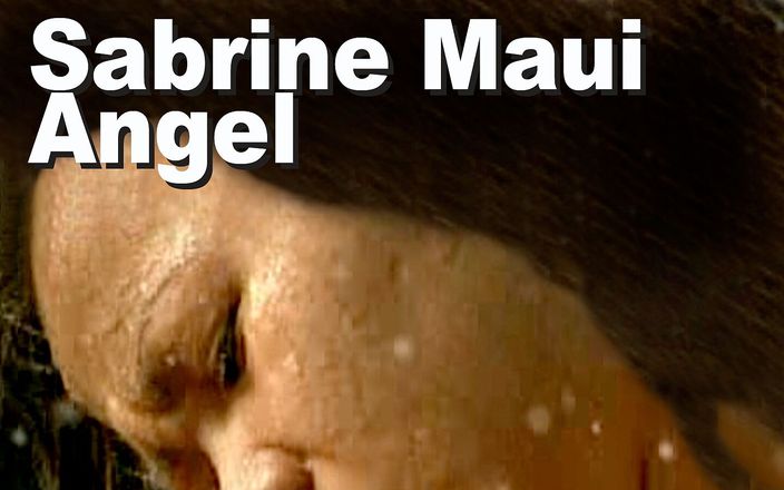 Edge Interactive Publishing: Sabrine Maui și Angel, lesbiană, spălătorie auto cunnilingus