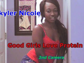 Average Joe xxx: Skyler Nicole gadis ini suka protein kamera ke-2