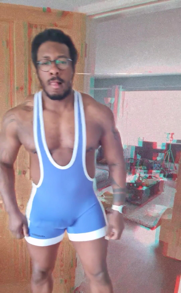 Amadeus: Myslím, že teď mám rád modrou, dělá bouli velkou