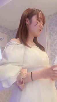 First Time Showing Her Face. the Former Dancer Living in Tokai Finally Shared a Side No One Had Seen Before. - 1