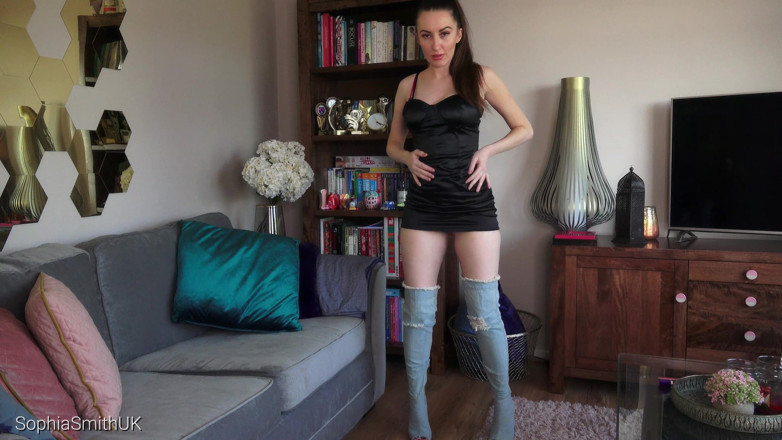 SophiaSmithUK: Nữ hoàng khiêu vũ khiêu khích