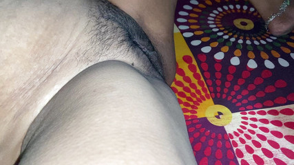 Indo sexy 2023: Tante seksi india ngentot sama murid kampusnya... Cowok Ini Butuh...