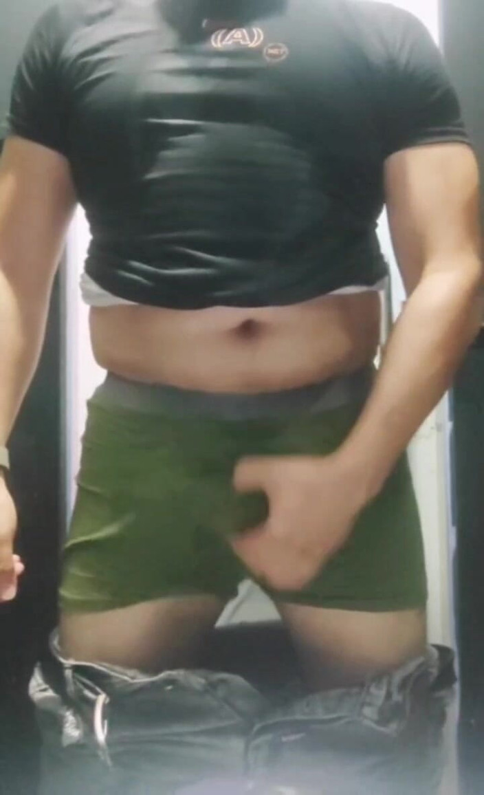 EgyptianStallion82: Kasımı ve büyük yarağımı gör