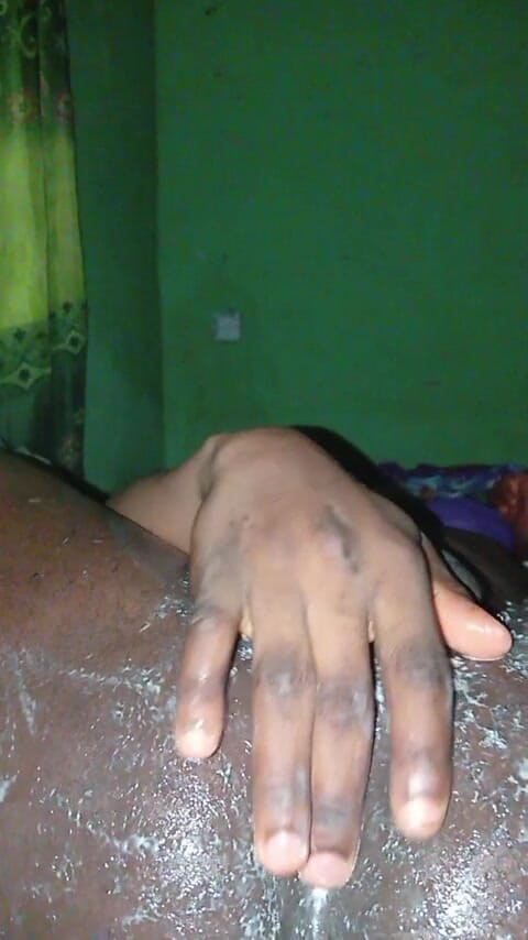 Badman4606: ブルックの男が彼女のきつい膣穴を突く