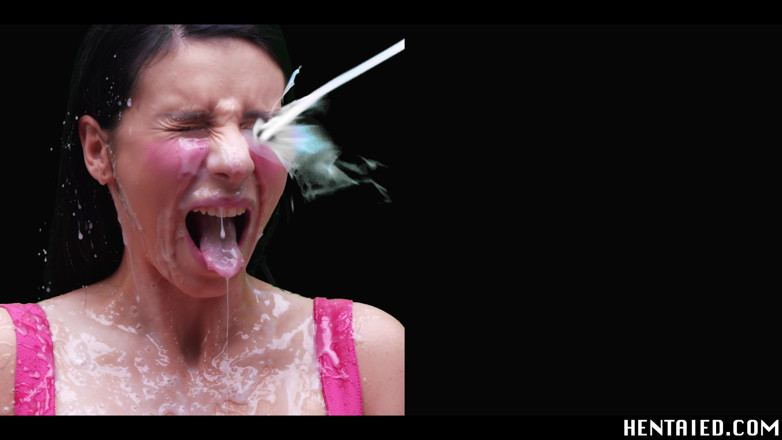 Hentaied: Hentai dans la vraie vie - un demi-frère invisible baise sa...