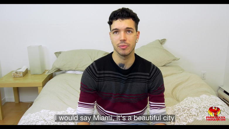 Phoenixxx: सेक्सी नए आदमी Jo का परिचय