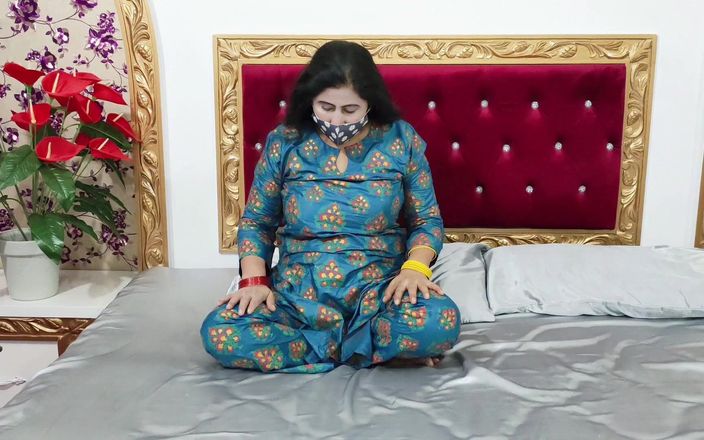 RajuIndianPorn: Tante india paling cantik lagi asik masturbasi