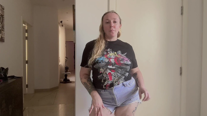 Kisicaxx: Fantasi membuahi pembicaraan mesum