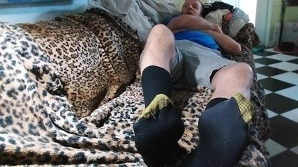 Hairyartist: You My Good Goldtoe Footrub Friend