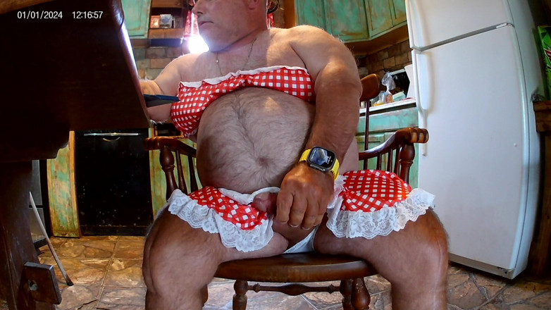 Mark Fletcher: Dressed up Using My Cum Again to Shoot Another Big...