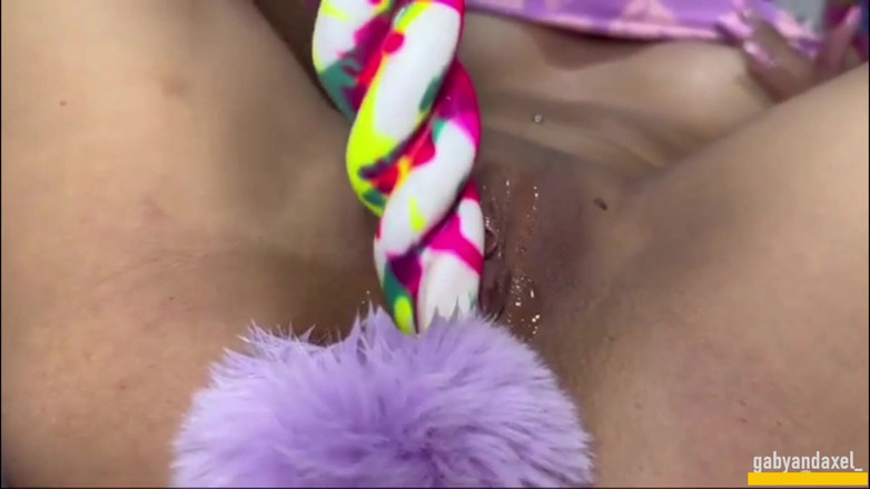 Gabyandaxel: Naughty Gavi dengan mainan unicorn saya