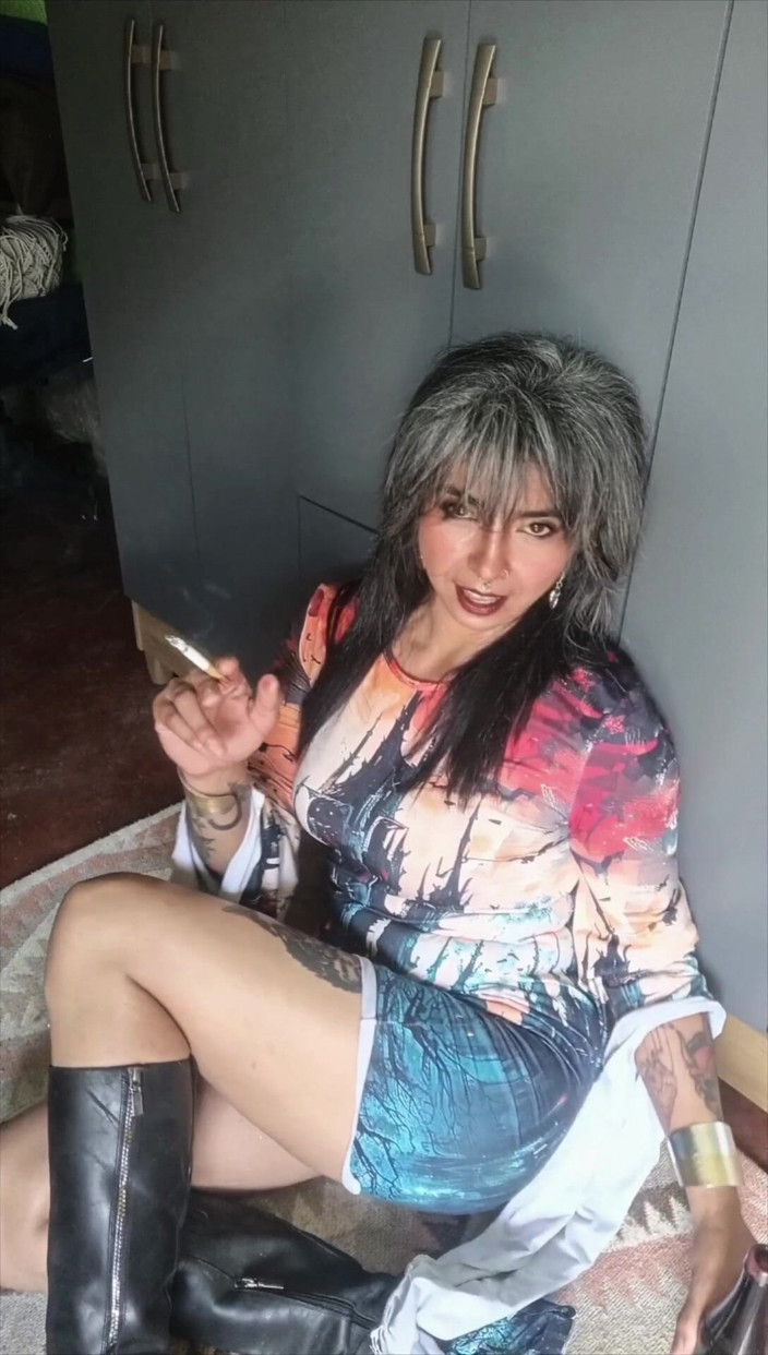 Casia Castro: Drink in One Hand, Cigarette in the Other… and My...