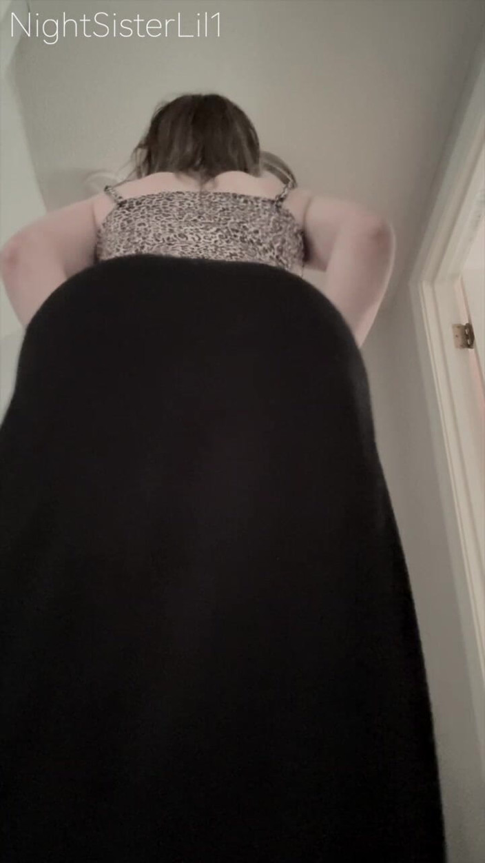 NightSisterLil1: Girl Next Door Strip and Tease