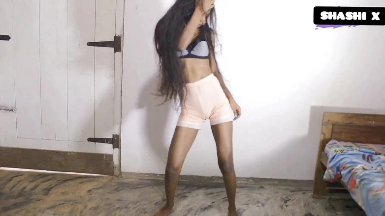 Shashi X: Stepsis Gave Me a Blowjob After Watching Her Sexy Dance