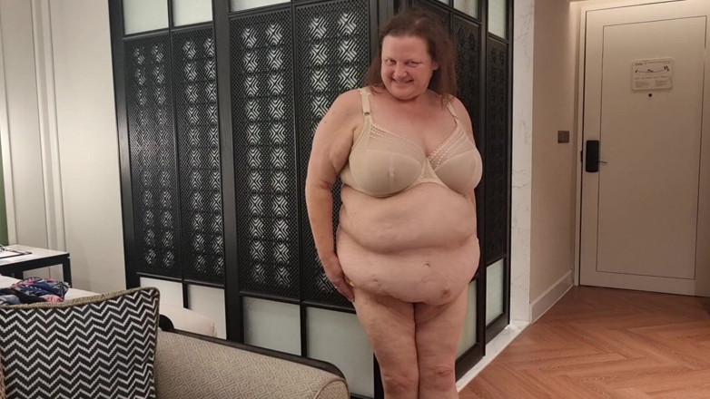WeAreFukBunnies: Ai comandat o curvă