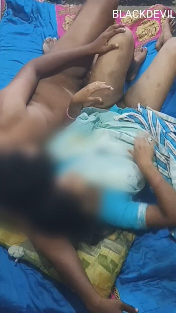 Mandadum: Telugu-ehefrau fickt in liebhaber-affäre