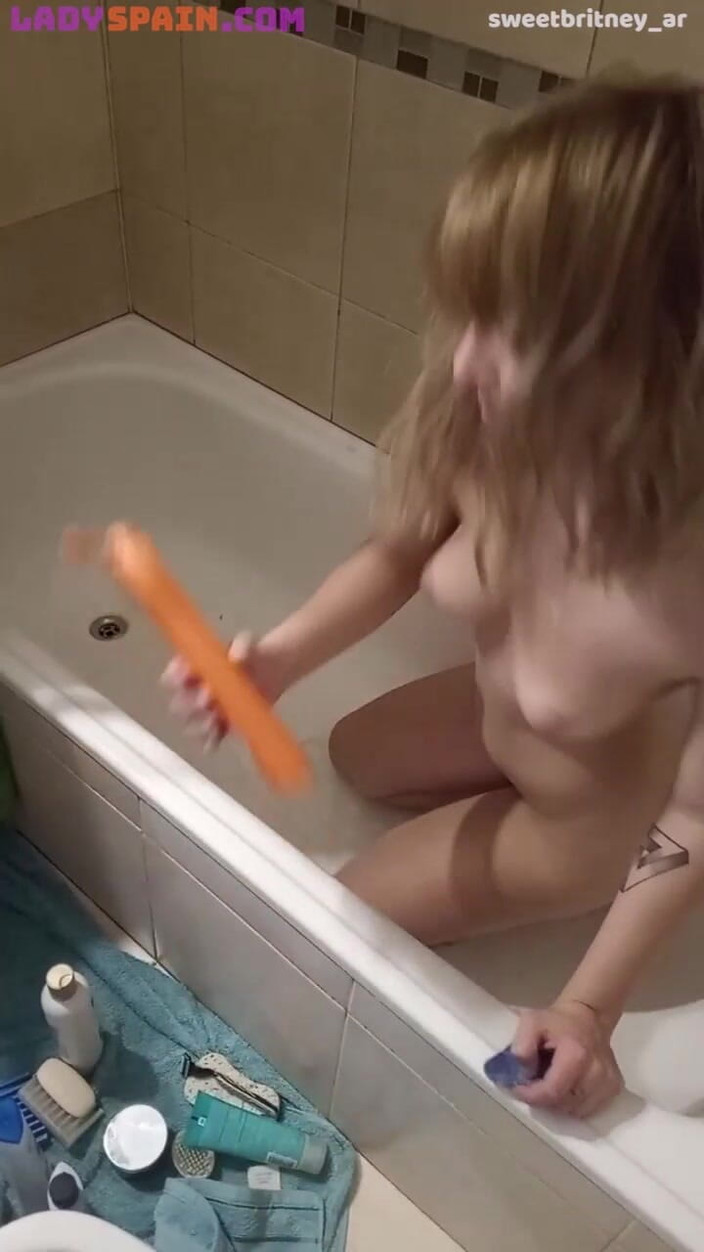 Lady Spain: Young Blonde Pale Girl, Cleaning Her Bathtub Completely Naked