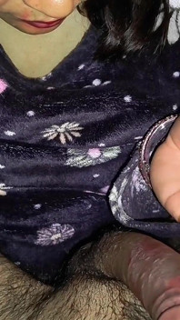 Desi Indian Wife Gave Hot Handjob Boobs Fucking and Cum Shot on Her Boobs