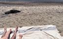 Serenity Cox: 남편과 그의 친구가 더블 질싸로 끝나는 해변에서 따먹히는 마누라