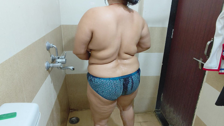 Pooja bhabhi 45: Cerita seks bhabhi desi India desi Pooja