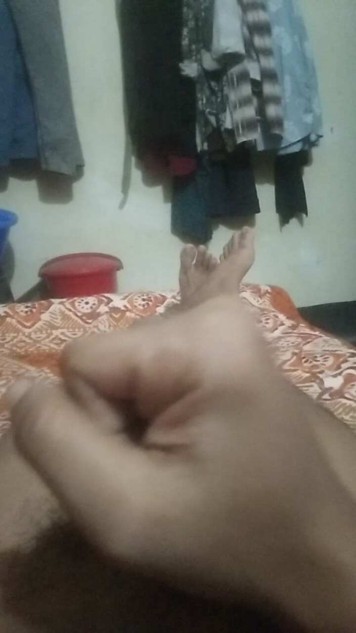 Viral_tiktokar: ghar par koee nahin hai, main vaastav men ise taras...