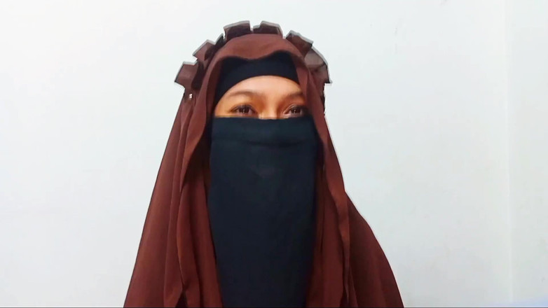 Riya Chowdhury: Bini ekspatriat menghilangkan pemudanya dengan saya