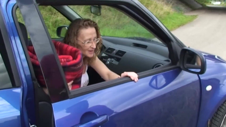 Mature Climax - 100% Mature Videos: Horny mature woman found a quick fuck near the highway