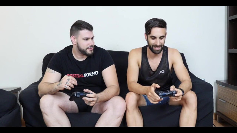 Zeus Ray: Giocando ai videogiochi