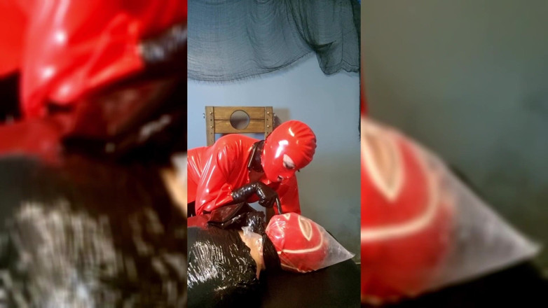 Madame Moira Dominatrix: Pancutan nafsu melampau pada hamba mumia dalam lateks