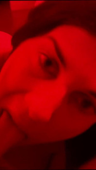 Anna Cummings Gets the Red Light Room Specialty From Mrflourish