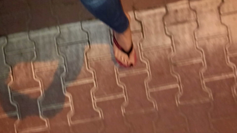 Heelex: Crossdresser in Very Sexy Flip Flops Walks the Street
