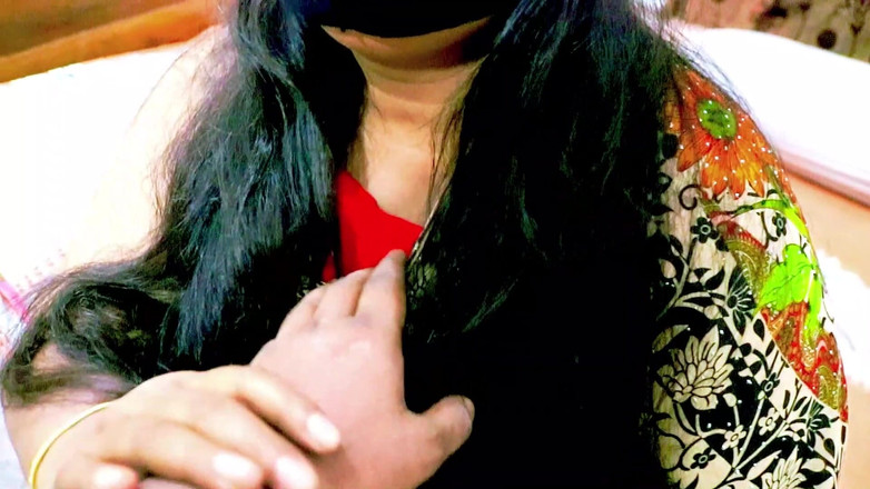 Morjenabb: 美丽的印度继兄弟和出轨的继妹性爱，真正的 18+ 德西浪漫，孟加拉肮脏的谈话 xxx 视频