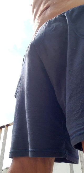 BBIG: Smoker Under Bulge