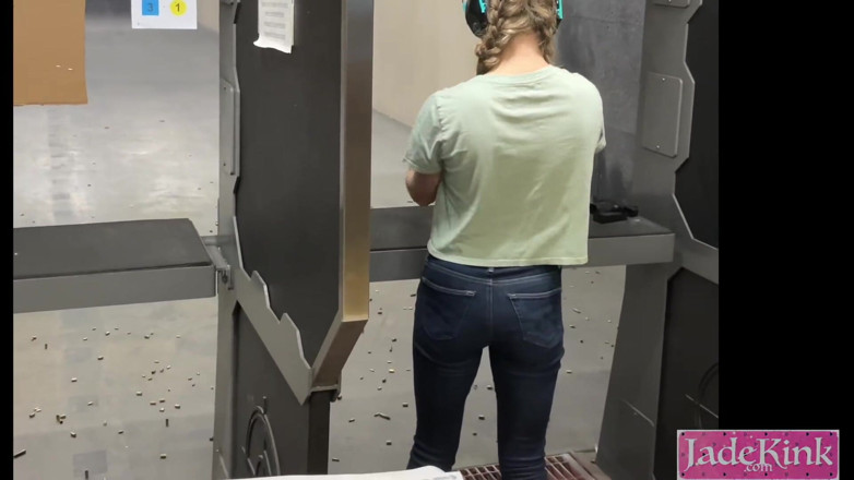 Jade Kink: How to Train Your Whore (shorts)