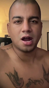 Gay submisif yang sesat menghinakan