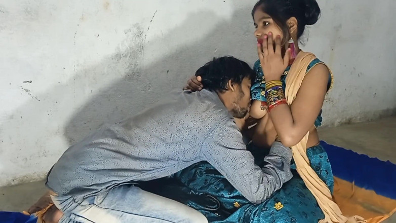 Vija: Video girlfriend ko pela nella sua stanza video HD