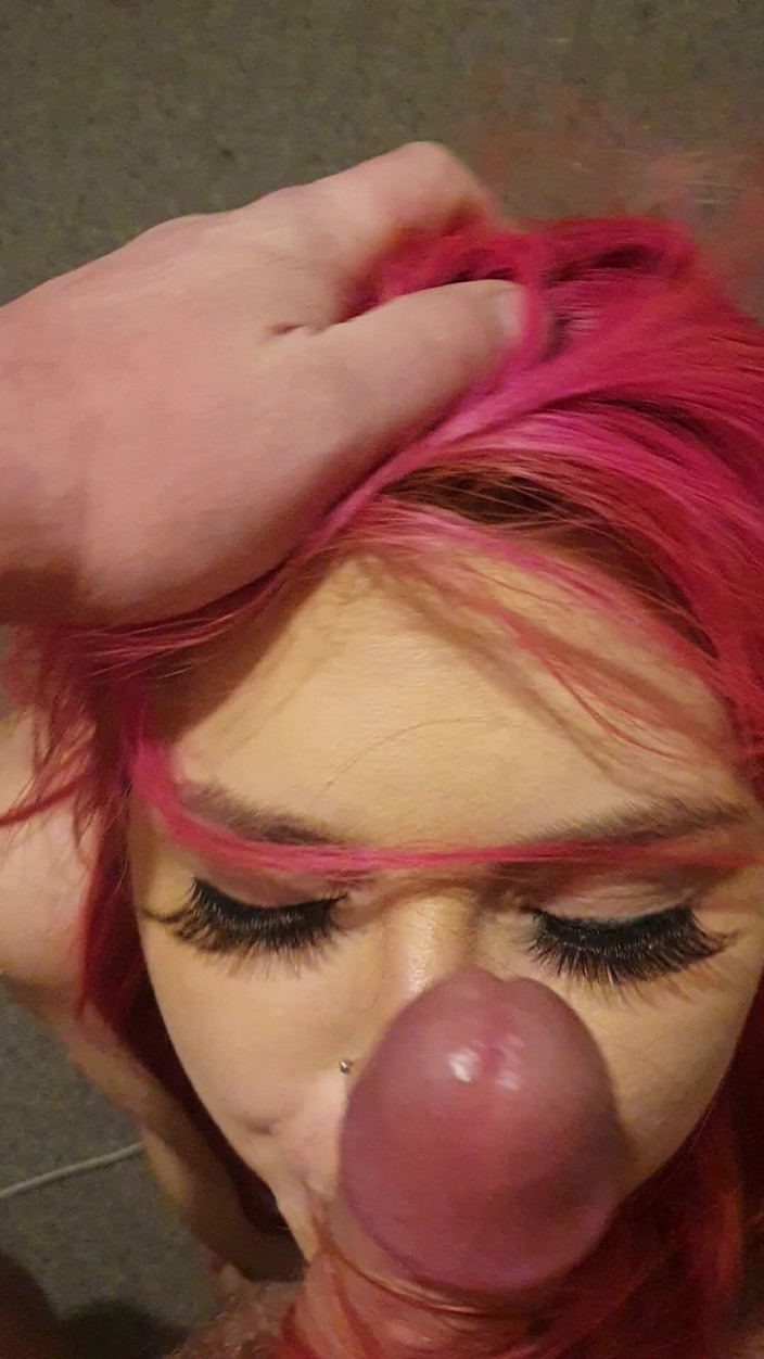 Mandy Foxxx: 髪に精液が入った、濡れて乱れたヘアジョブ