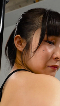 挠痒痒的统治：sora mikumo对suzune kiritani的探索