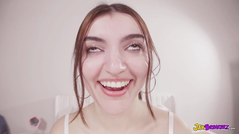 Jaw Breakerz: Julia James tekak keras