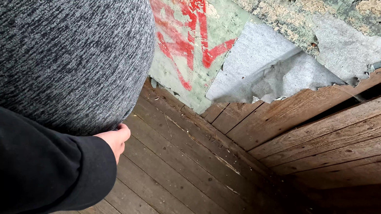 Bouncy Tits Action: Labia Clasped and on the Porch