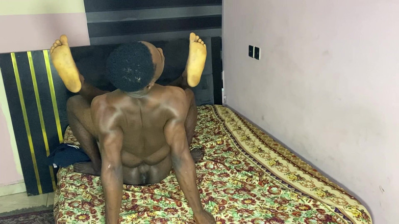 Streetboyscock: Honey Boy Came for His Dick